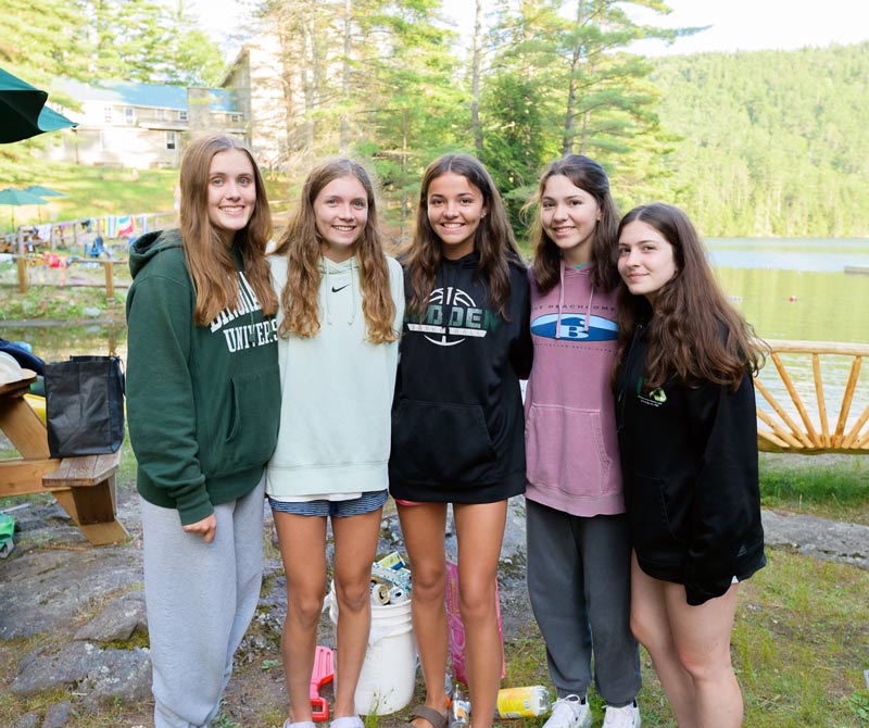 girls standing in front of pyramid lake